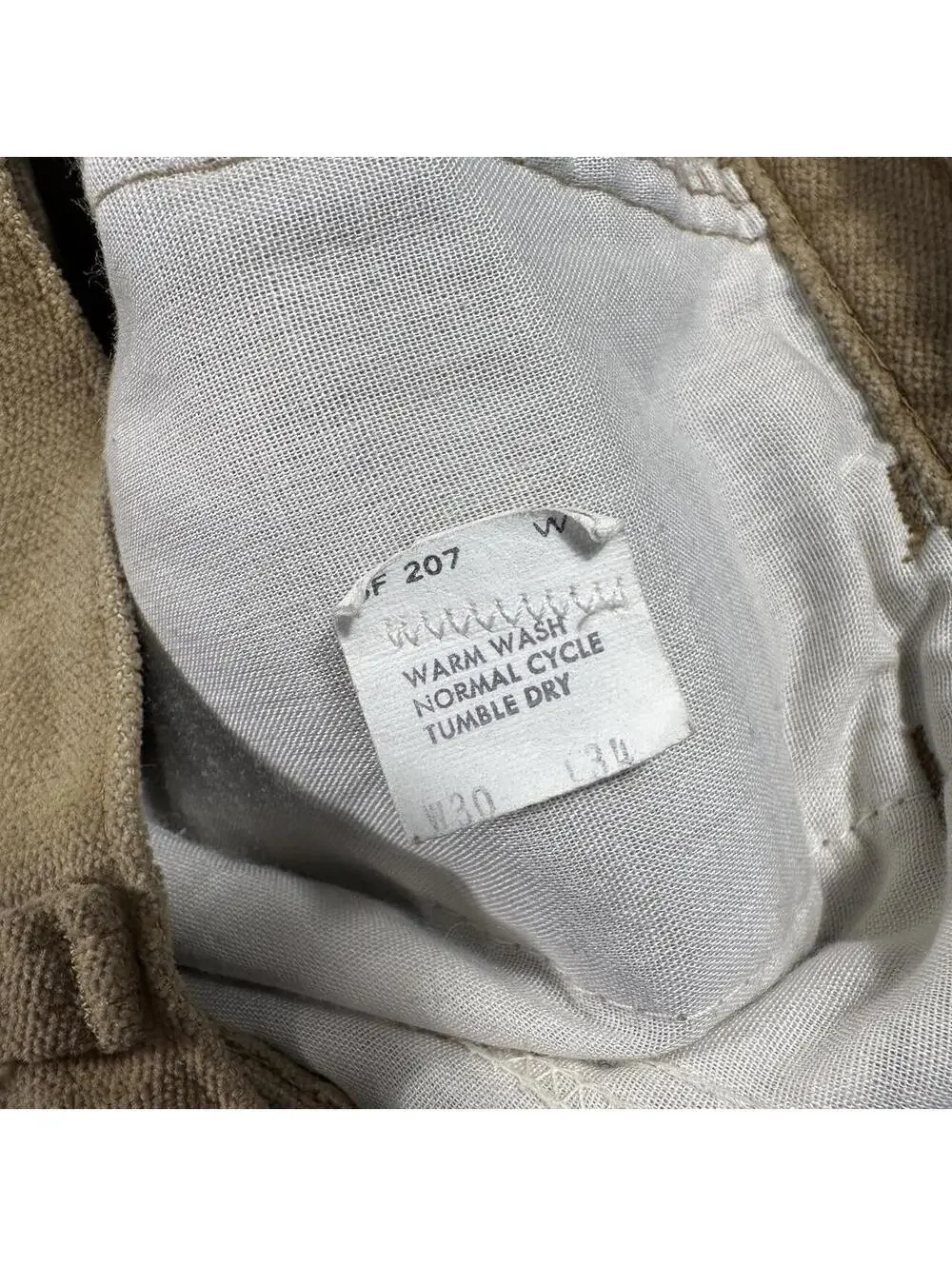 True Vintage 1970s Levi Tan corduroy pants with a relaxed fit size 30x34